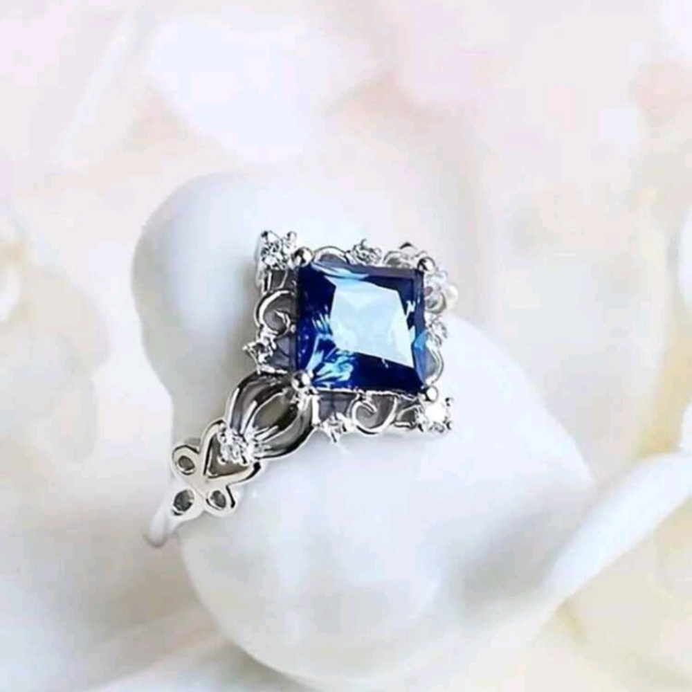 Blue gemstone Ring